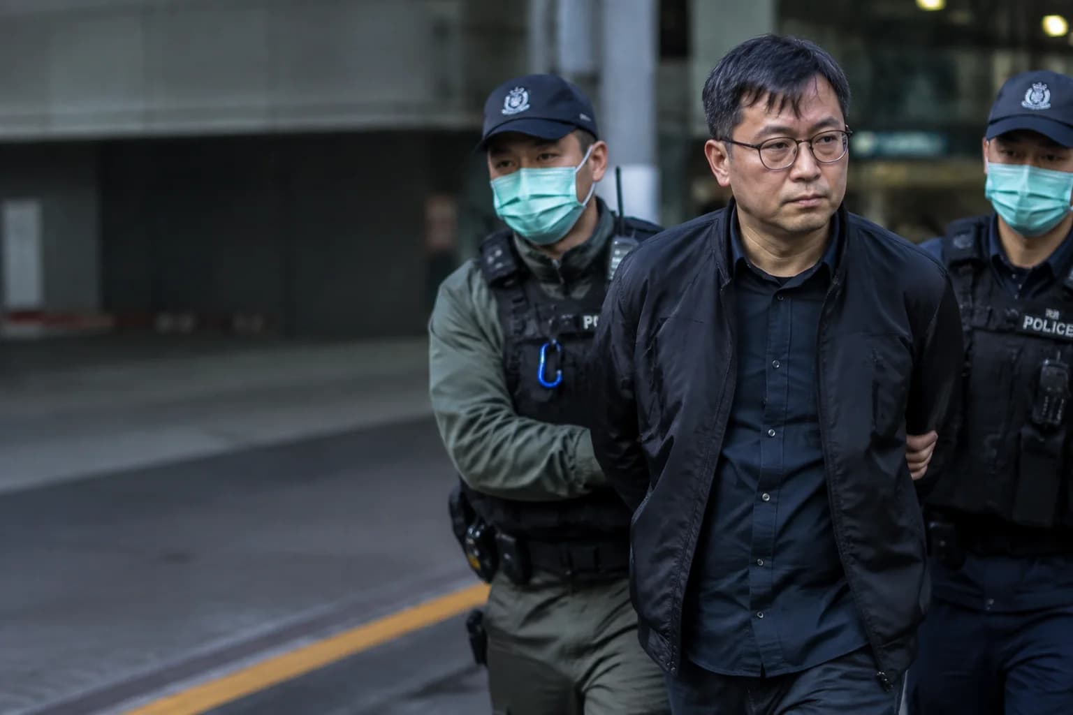 Daily Agent photo for: Hong Kong journalist arrested in sedition probe over station gathering